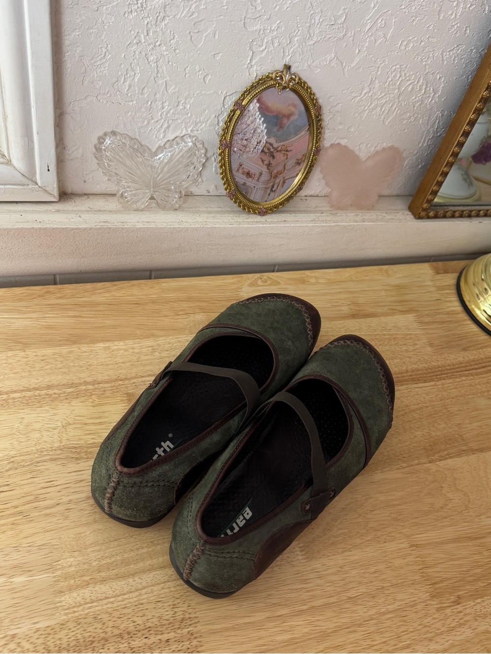 Earth Olive Green Suede Mary Jane Flats Leather Trim Comfort Shoes Size 9 Boho - Picture 7 of 14